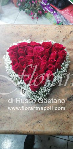 Cuore di rose rosse