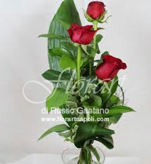 3 Rose Rosse